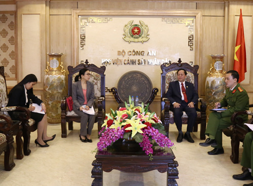 Tổ chức đánh giá Dự án “Hỗ trợ tăng cường đào tạo Cảnh sát giao thông tại Êv88 chào đón năm mới 2026 và các cơ sở đào tạo Cảnh sát tại Việt Nam”